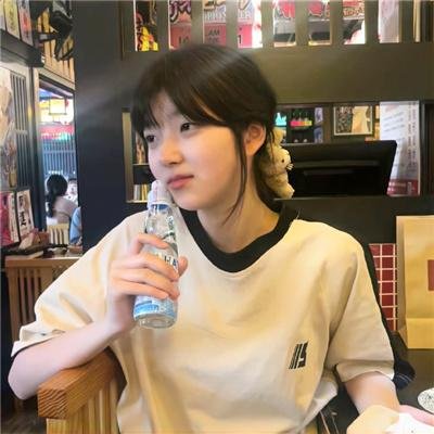 了不起的曹萱萱